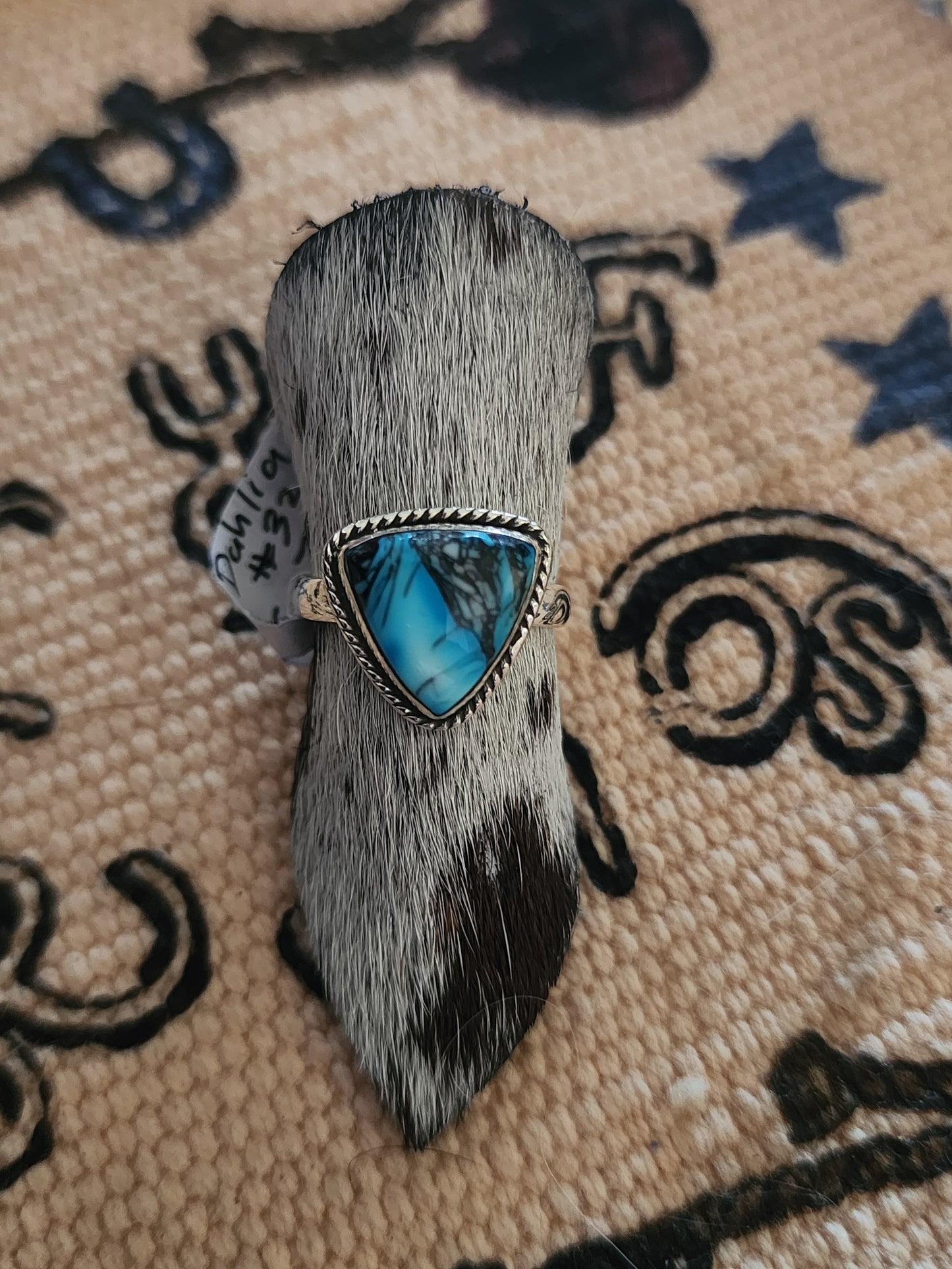 Triangle Dahlia Ring