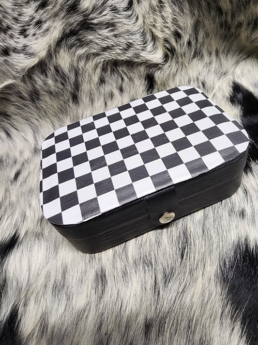 Large Checkered Travel Jewelry Case