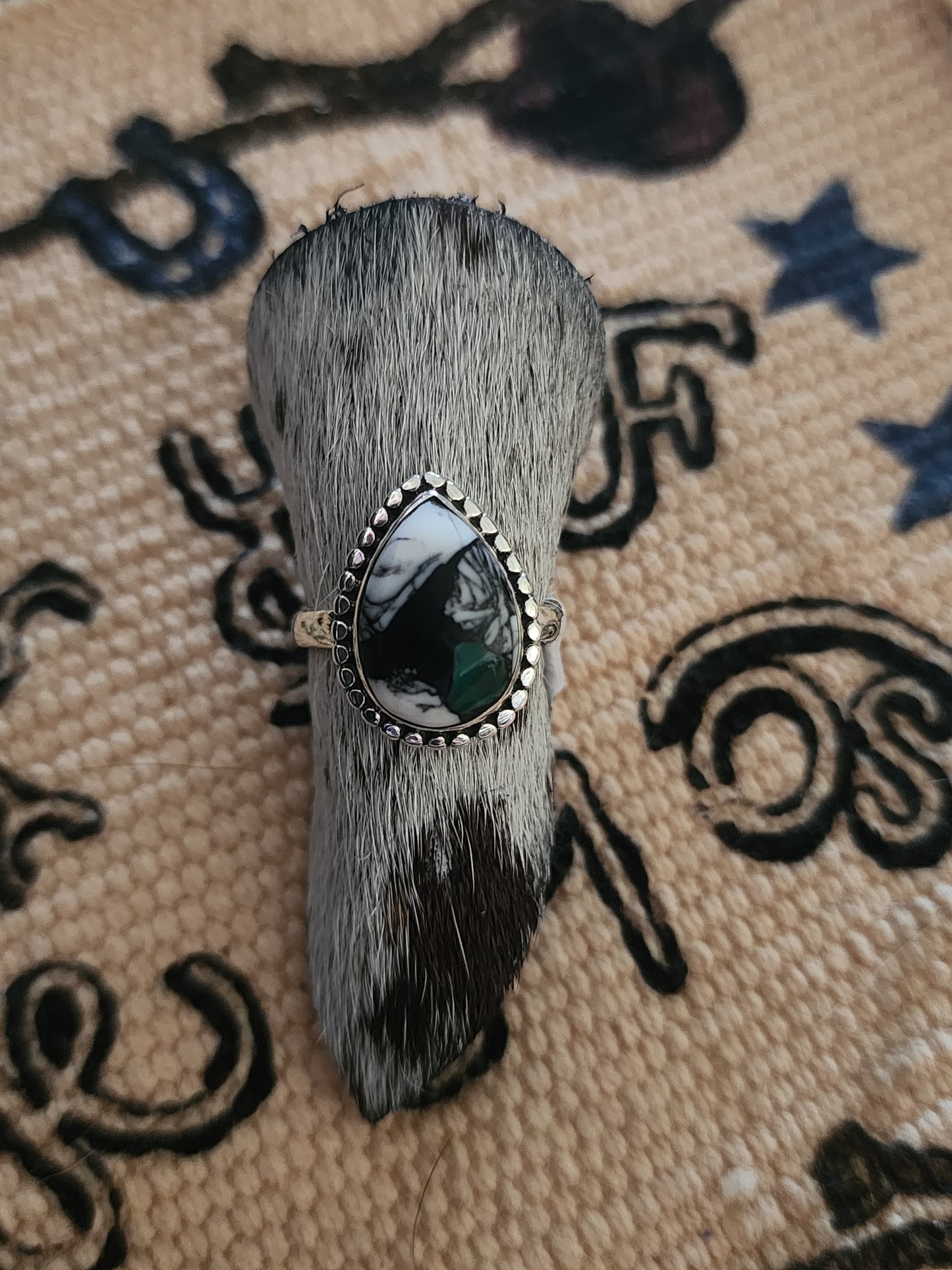 Teardrop mixed Dahlia Ring